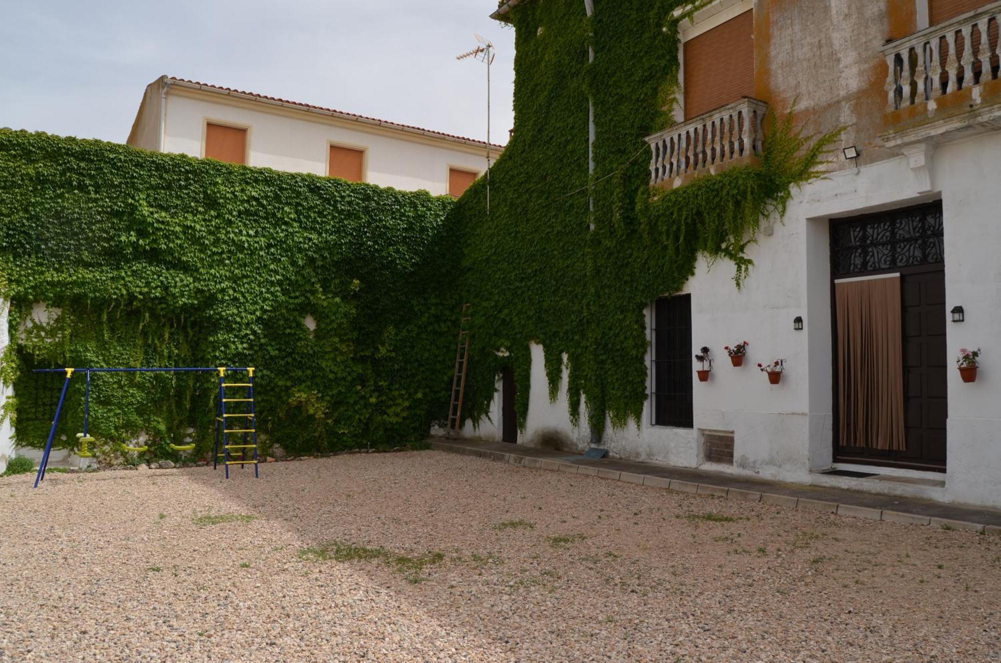 Вилла La Antigua, Casa Centrica, Amplio Patio, Piscina Y Barbacoa Кампильо-де-Альтобуэи Экстерьер фото